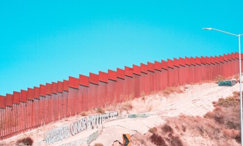 photo of the US Mexico border wall by Barbara Zandoval used by Gasparian Spivey Immigration